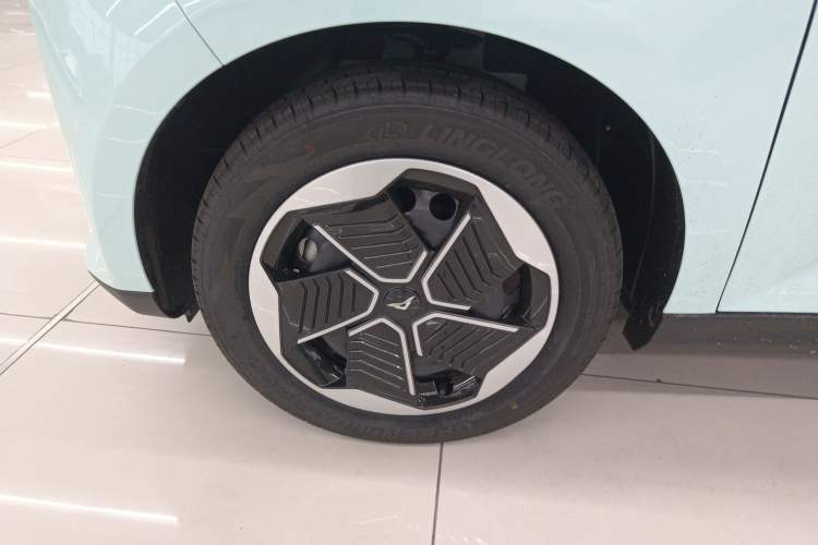 Used Cowin October 2026 Model Mate 305km Guoxuan Surfing Waves Edition
