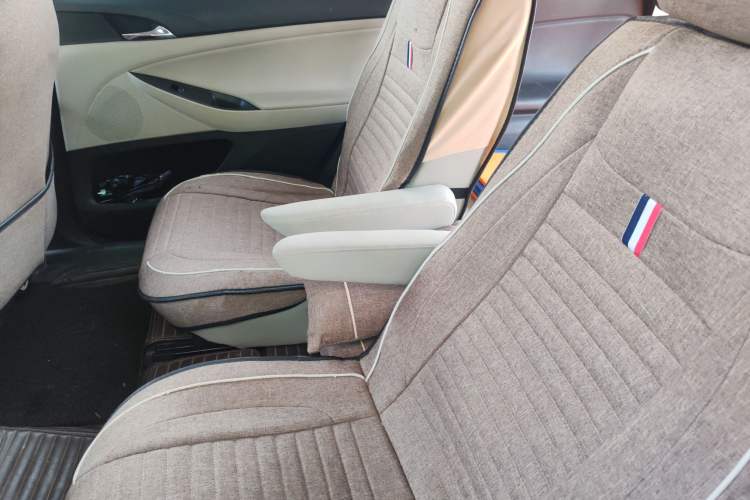Used Buick GL6 2018 18T 6-Seater Elite Model
