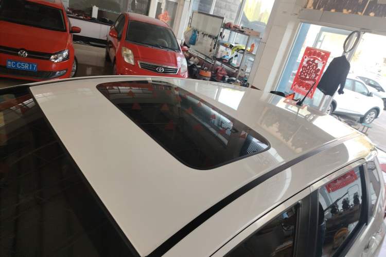 Used Honda Fit 2016 1.5L LXS CVT Comfort Sunroof Version
