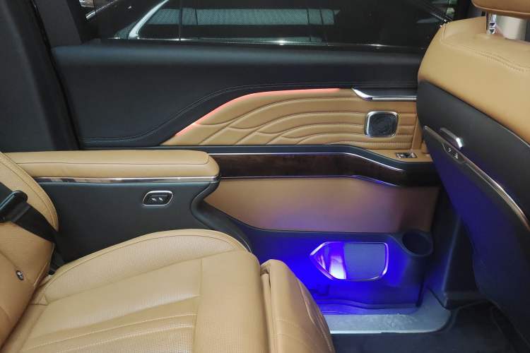 Used Hongqi HQ9 2023 2.0T Smart Connect Flagship Edition
