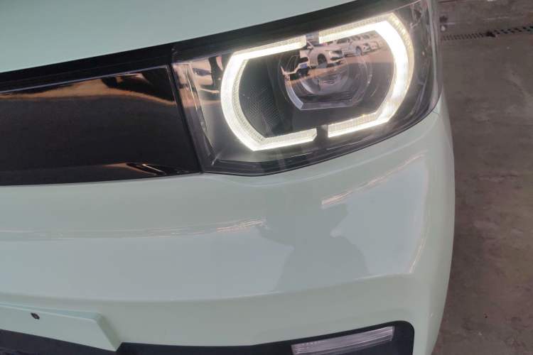 Used Wuling Hongguang MINIEV 2021 Macaron Sandwich Model 170 km Lithium Ternary