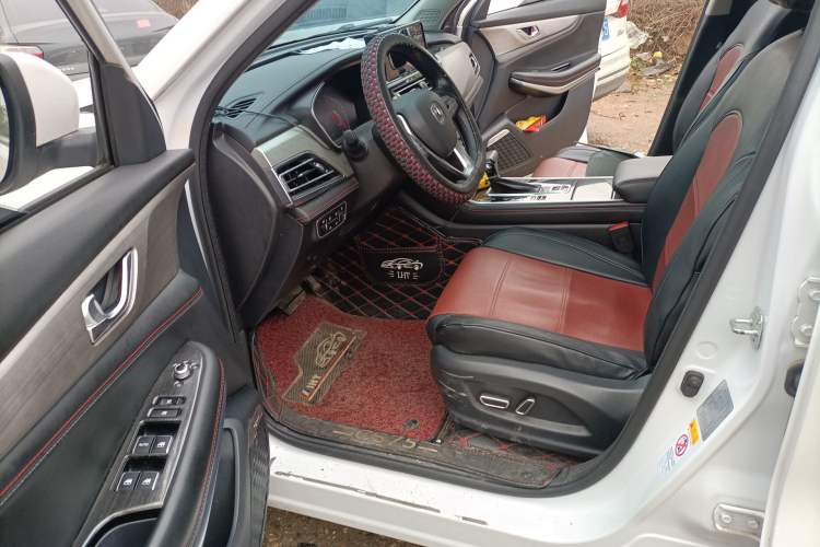 Used CHANGAN CS75 2018 280T Automatic Smart Edition China V-standard