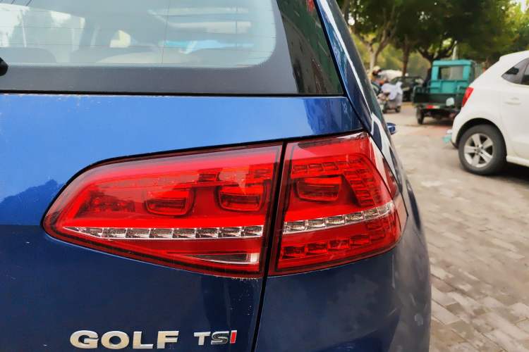 Used Volkswagen Golf 2015 1.4TSI Automatic Comfort Model
