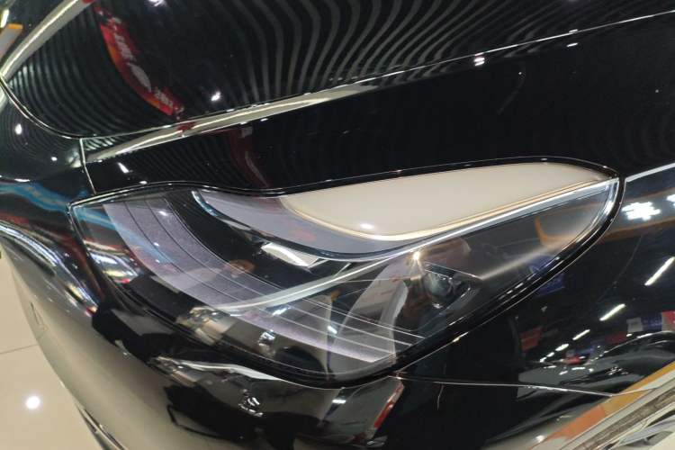 Used Tesla Model Y 2023 Rear-Wheel-Drive Version