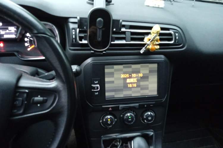 Used Citroen C4 Sega 2018 1.6L Automatic Luxury Model
