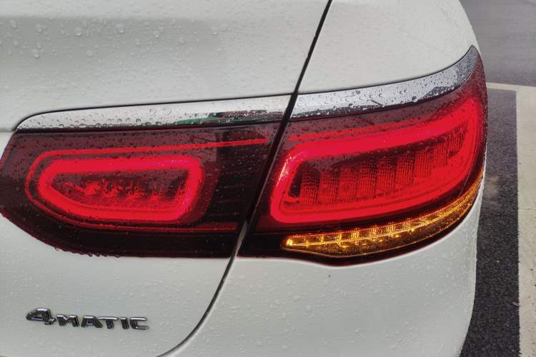 Used Mercedes-Benz GLC Coupe 2020 GLC 300 4MATIC Coupe SUV
