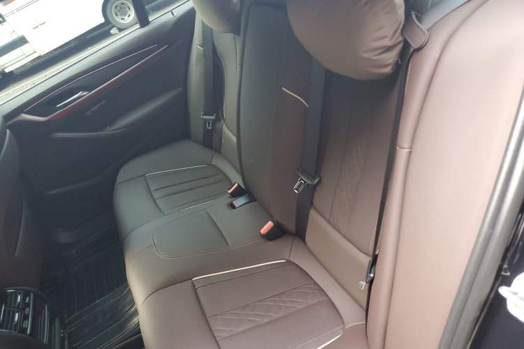 Used BMW 5 Series 2022 Second Facelift 530Li Leading Edition M Sport Package
