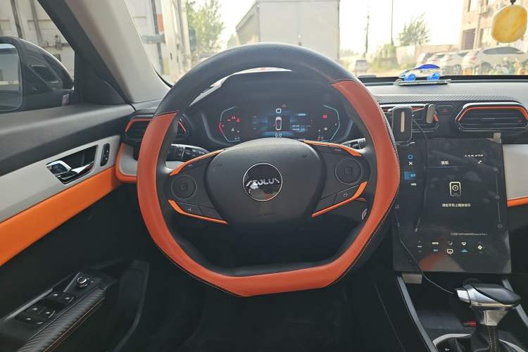 Used Dongfeng Aeolus Yixuan 2023 Mach Edition 1.5L Automatic Chasing Shadow Version Steering Wheel