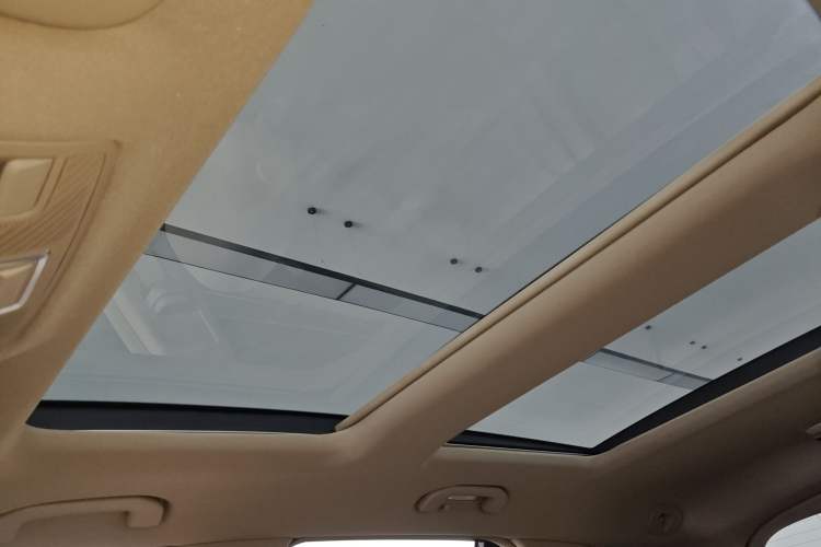 Used Mercedes-Benz M-Class 2015 ML 400 4MATIC Luxury Model