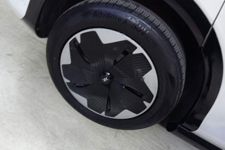 Used IM LS7 2023 77 kWh Urban Fit Rear-Wheel Drive