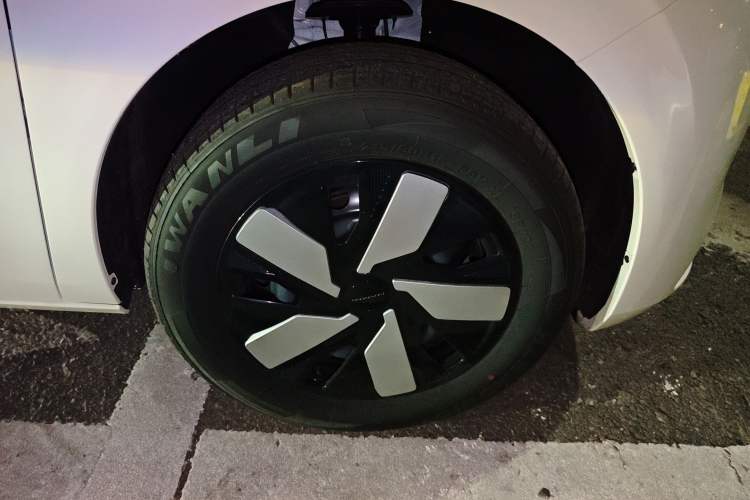 Used Dongfeng NAMMI 01 2024 New Edition 330 Air