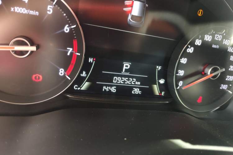 Used Honda Avancier 2017 240TURBO Two-Wheel Drive Premium Edition Odometer Close Up