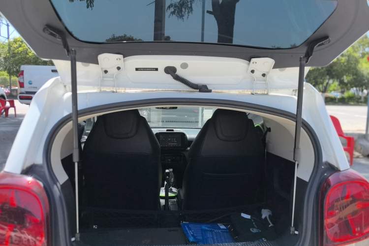 Used Roewe Clever 2021 302km All-Round Version
