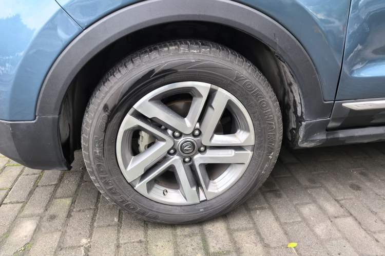 Used CHANGAN CS55 2018 1.5T Automatic Colorful Edition China V Standard Left Front Wheel Hub