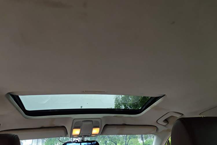 Used Audi A6L 2010 2.0 TFSI Automatic Standard Edition Headliner