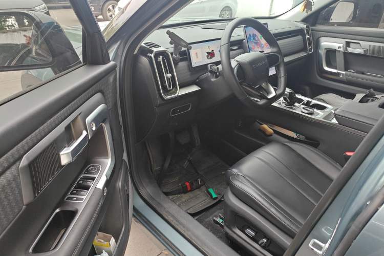 Used Chery Explore 06 2023 Yoye Edition 1.6T Two-Wheel Drive Explorer Driver Seat