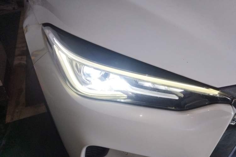 Used Infiniti QX50 2020 2.0T All-Wheel-Drive Elite Version