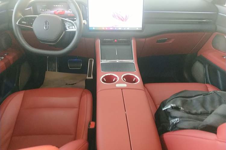 Used Hima AITO M5 2025 Extended-Range Ultra All-Wheel-Drive Version
