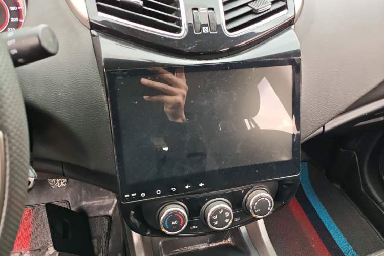 Used Haima S5 2015 1.6L Manual Comfort Model Audio And AC Panel