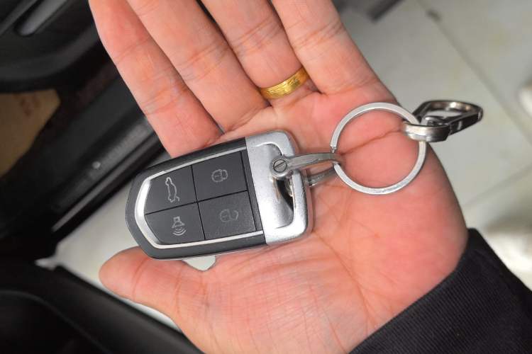 Used BORGWARD BX7 2016 28T 2WD Elite Edition 5-seater
