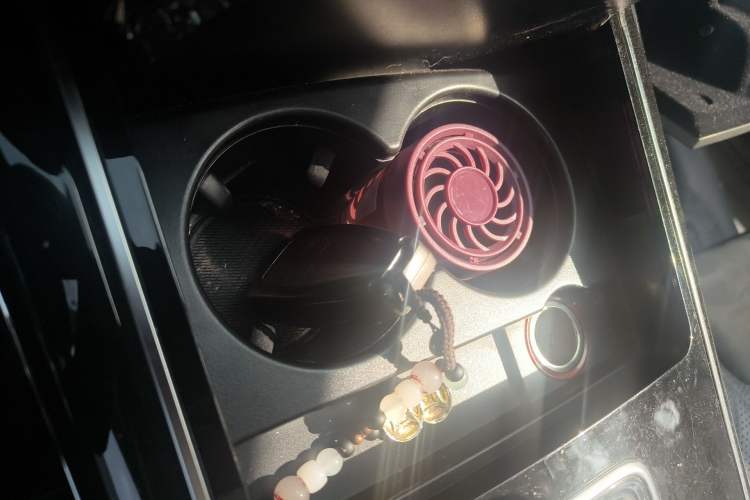 Used Hongqi HS5 2022 2.0T Smart Connect Flagship Edition Vehicle Key