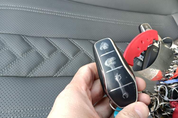 Used BYD Song L DM-i 2025 Intelligent Driving Version 160 km Beyond-Range Type
