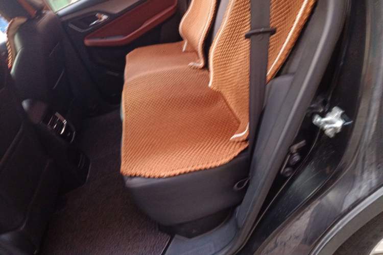 Used Baojun 560 2015 1.8L Manual Elite Edition