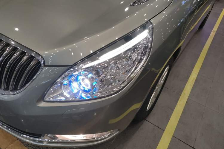 Used Buick GL8 2015 2.4L Luxury Business Premium Edition Left Front Headlight