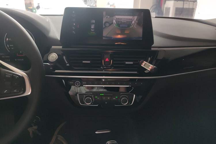 Used BMW 1 Series 2021 Revised 120i M Sport Edition Audio And AC Panel