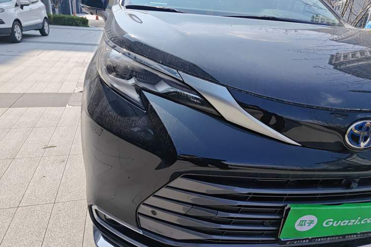 Used Toyota Sienna 2021 2.5L Hybrid Comfort Edition