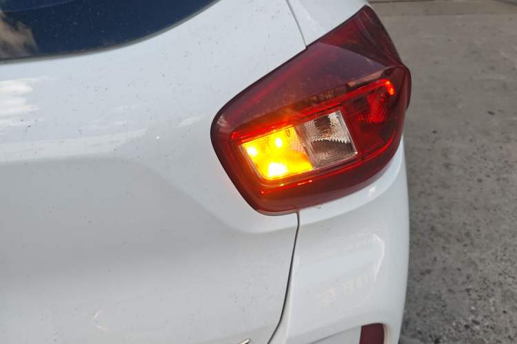 Used Dongfeng NAMMI BOX 2022 Light Wind Edition 201KM Lightning Model
