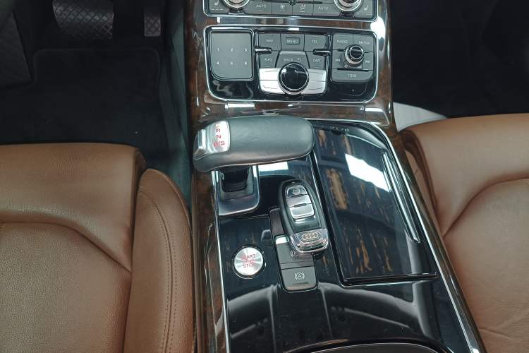 Used Audi A8 2014 A8L 45 TFSI quattro Comfort model