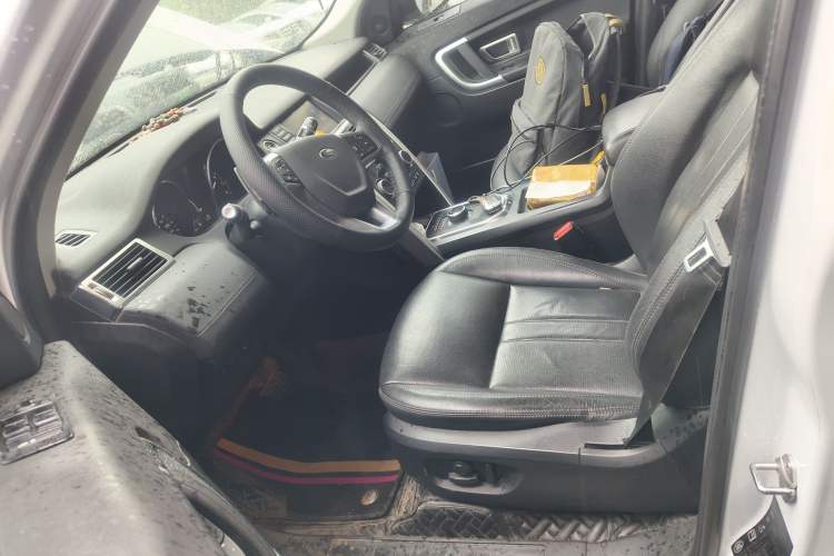 Used Land Rover Discovery Sport 2018 240 PS SE Version Left Front Seat