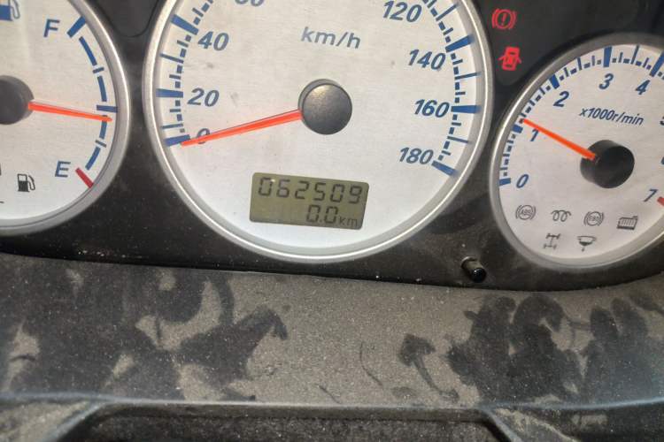 Used King Long Golden Way 2016 2.0L Value-Plus Edition 4G20
