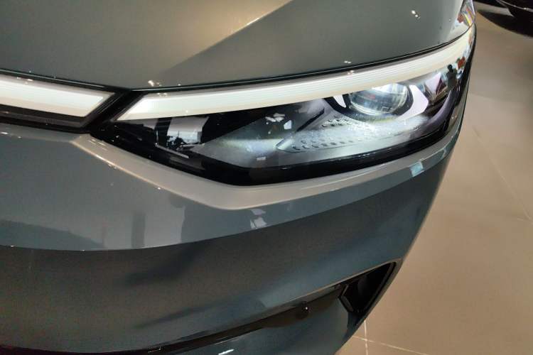 Used Volkswagen ID.7 VIZZION 2024 AIR model