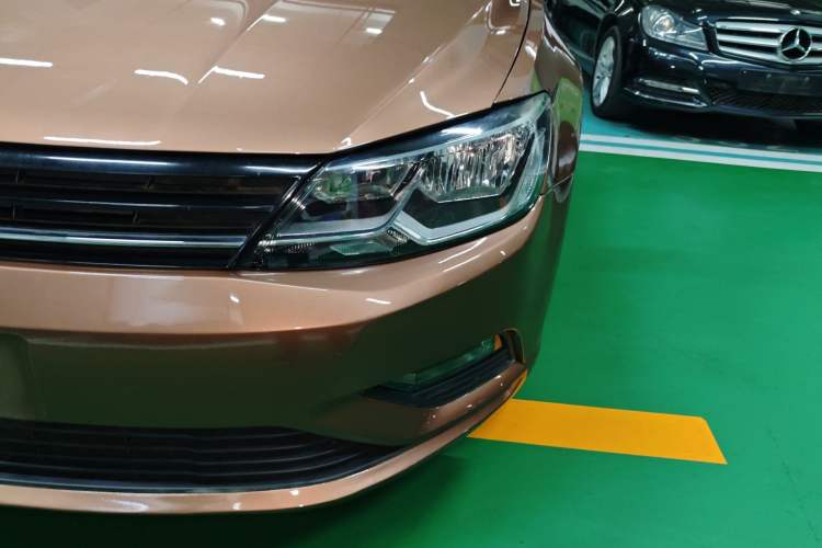 Used Volkswagen Lamando 2017 230TSI DSG Fashion Edition Left Front Headlight