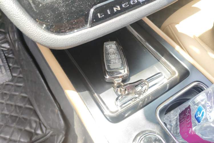 Used Lincoln Corsair 2021 2.0T Two-Wheel-Drive Luxury Edition