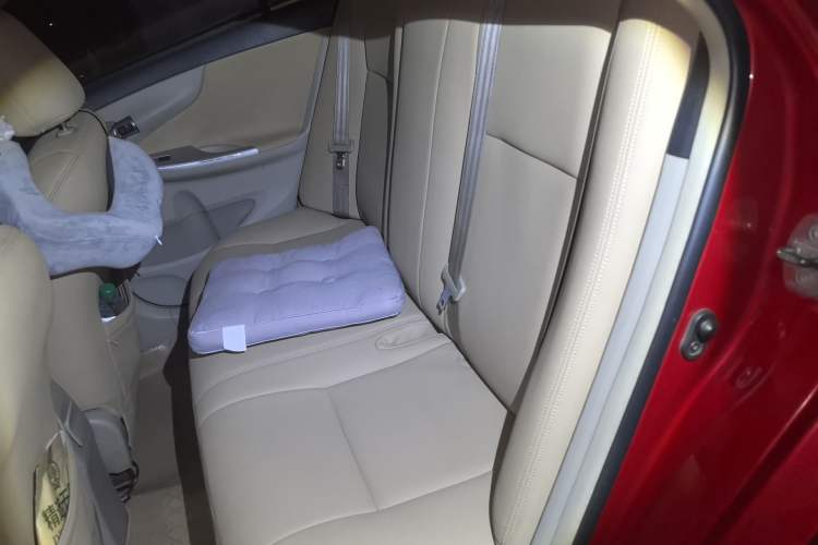 Used Toyota Corolla 2012 Luxurious Edition 1.6L Automatic GL Left Rear Seat