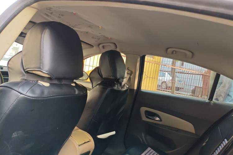 Used Chevrolet Cruze 2015 1.5L Classic SL MT
