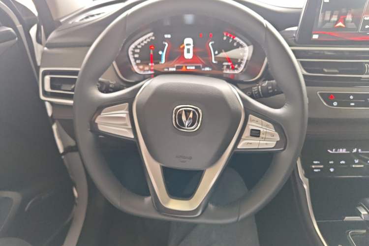 Used CHANGAN CS75 2021 Honor Million Edition 280T DCT Luxury Model Steering Wheel