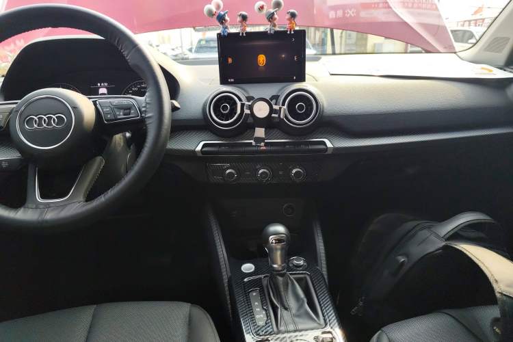 Used Audi Q2L 2018 35 TFSI Launch Exclusive Edition China VI
