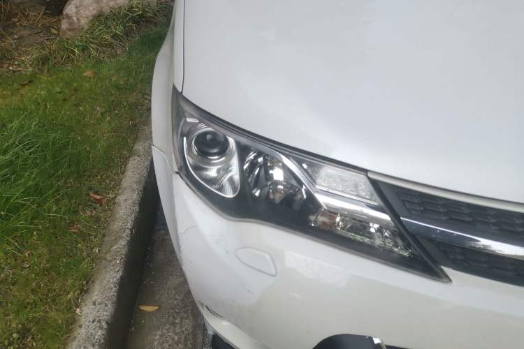 Used Toyota RAV4 2015 2.5L Automatic 4x4 Elite Edition
