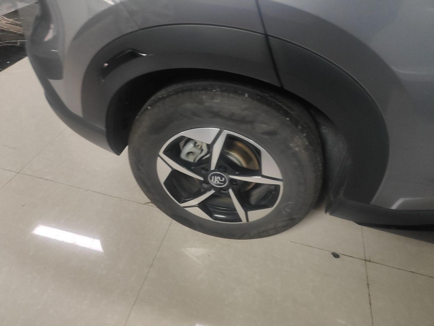 BYD Yuan UP 2024 301KM Leading Edition — снимка 11