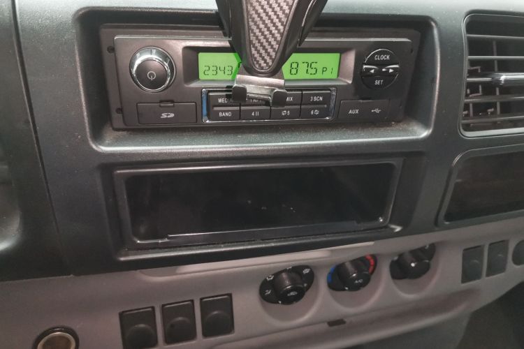 Used JMC Transit 2017 2.8T Commercial Version Short Wheelbase Mid-Roof 6/7/8-Seater JX493
