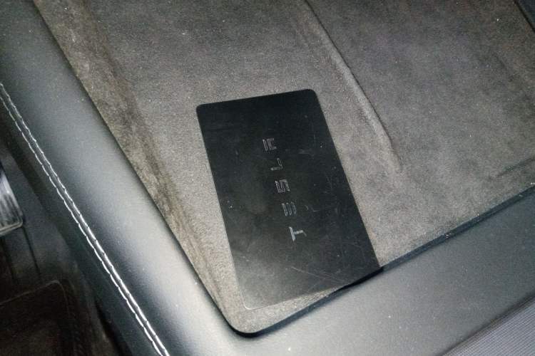 Used Tesla Model 3 2023 Rear-Wheel-Drive Version
