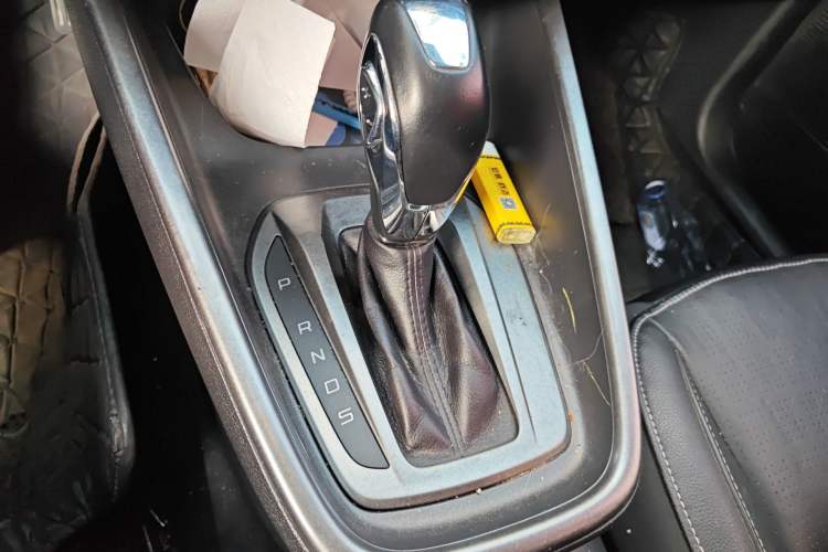 Used Ford Escort 2015 1.5L Automatic Fashion Model