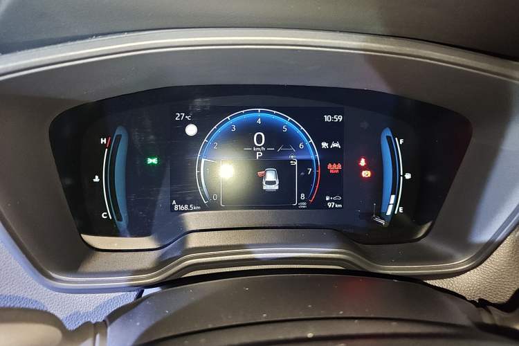 Used Toyota Corolla Cross 2023 2.0L Pioneer Edition
