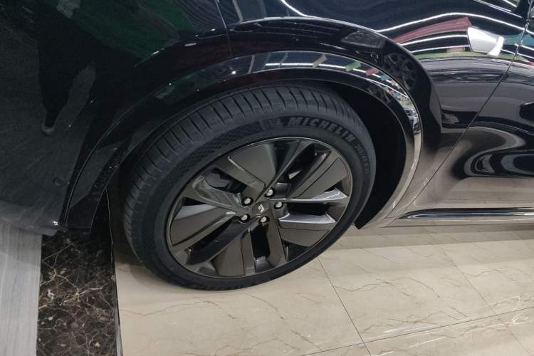 Used Li Auto L9 2023 Pro Model Left Front Wheel Hub