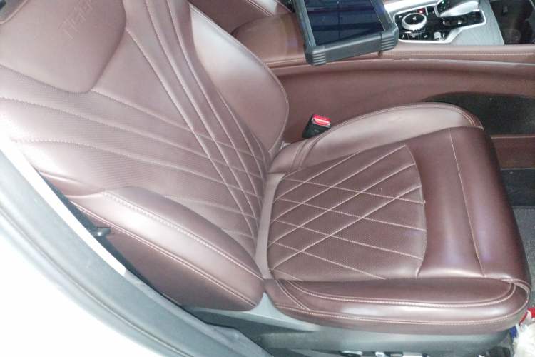 Used Chery Tiggo 8 PRO 2024 Champion Edition 390T Two-Wheel Drive Peak Version 5 Seats