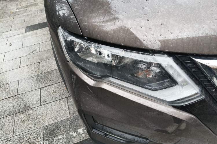 Used Nissan X-Trail 2021 2.0L CVT 2WD XL ITS SmartConnect Comfort Edition Right Front Headlight